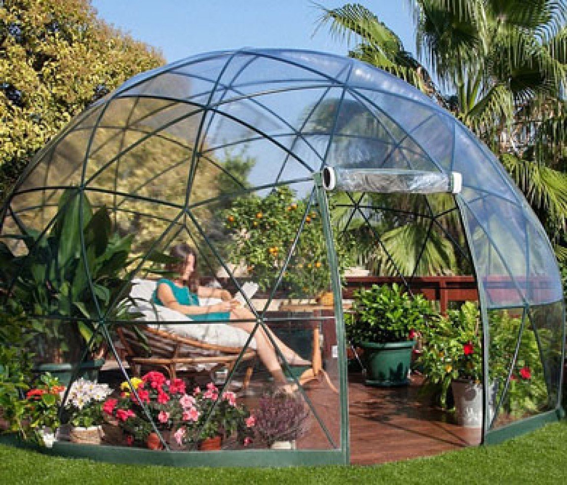Garden igloo