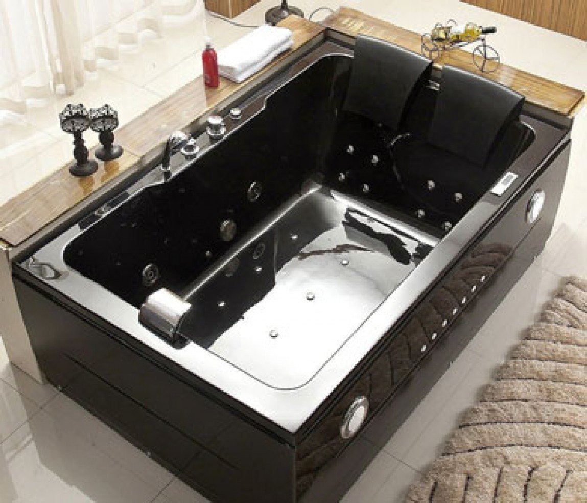 2 Person Black Jacuzzi