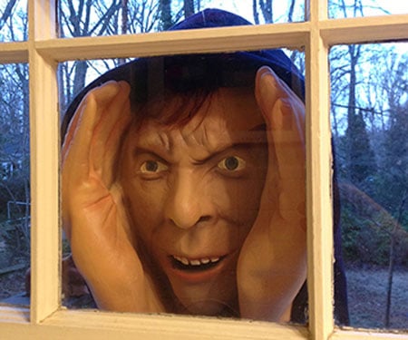 scary-peeping-tom-window-prop-4