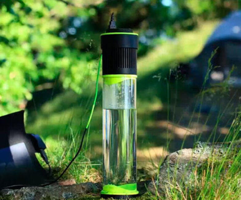 Fontus Self-Filling Water Bottles