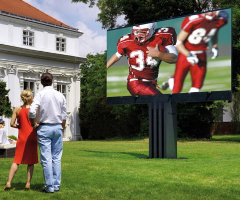 World’s Largest Outdoor LED TV