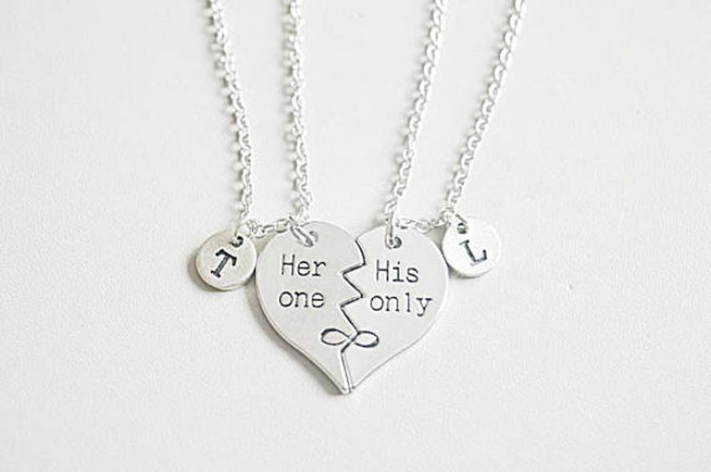 46 BEST Matching His And Hers Necklaces for Boyfriend And Girlfriends!