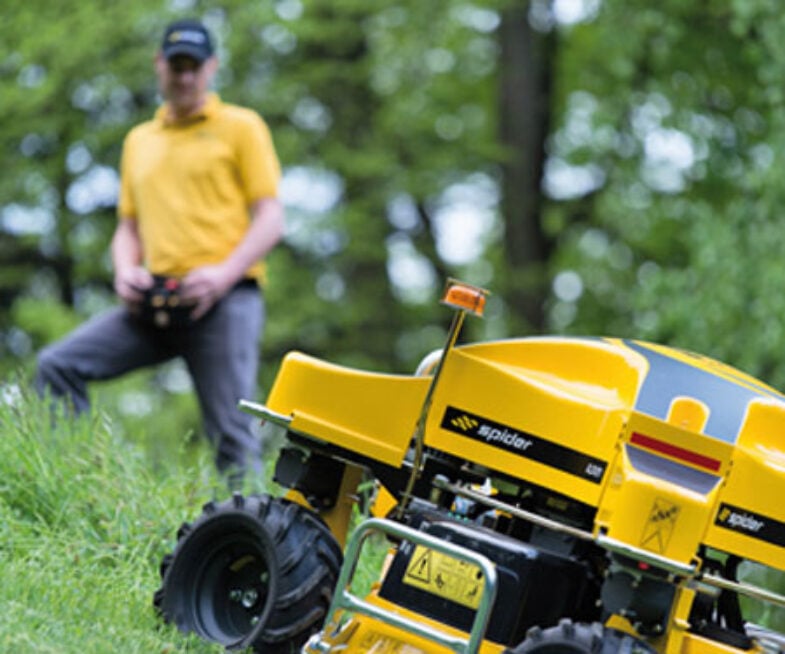 Remote Controlled Slope Lawn Mowers