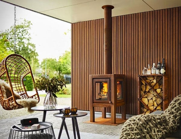 Quaruba Outdoor Wood Stove