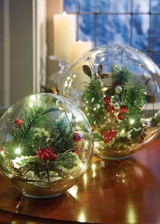 25 Easy and Creative Fish Bowl Christmas Decoration Ideas