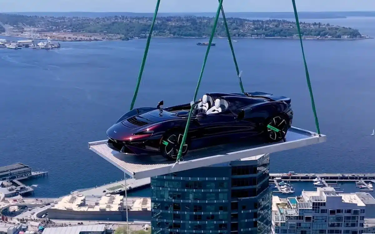 McLaren Elva Lifted 48 Stories