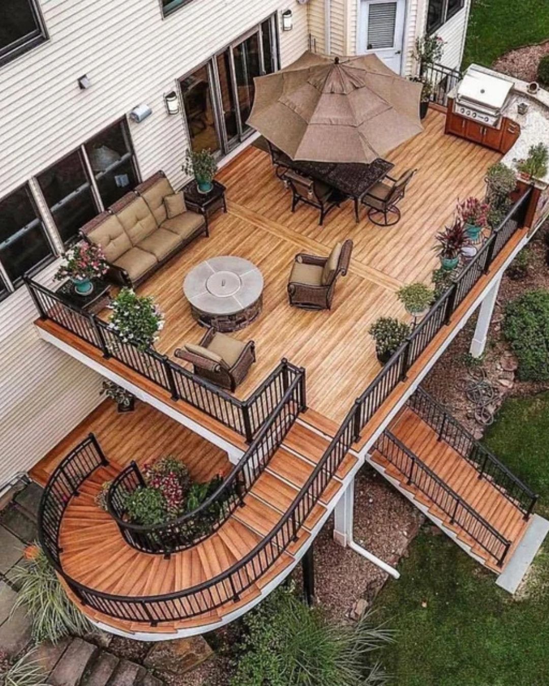 Creative Deck Designs to Transform Your Backyard