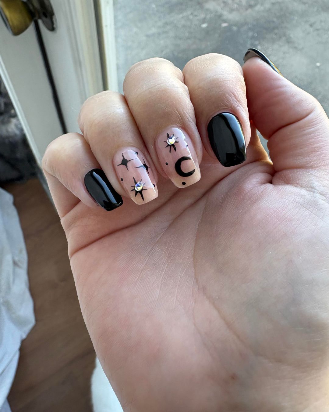 Short Alt Nails for Every Mood