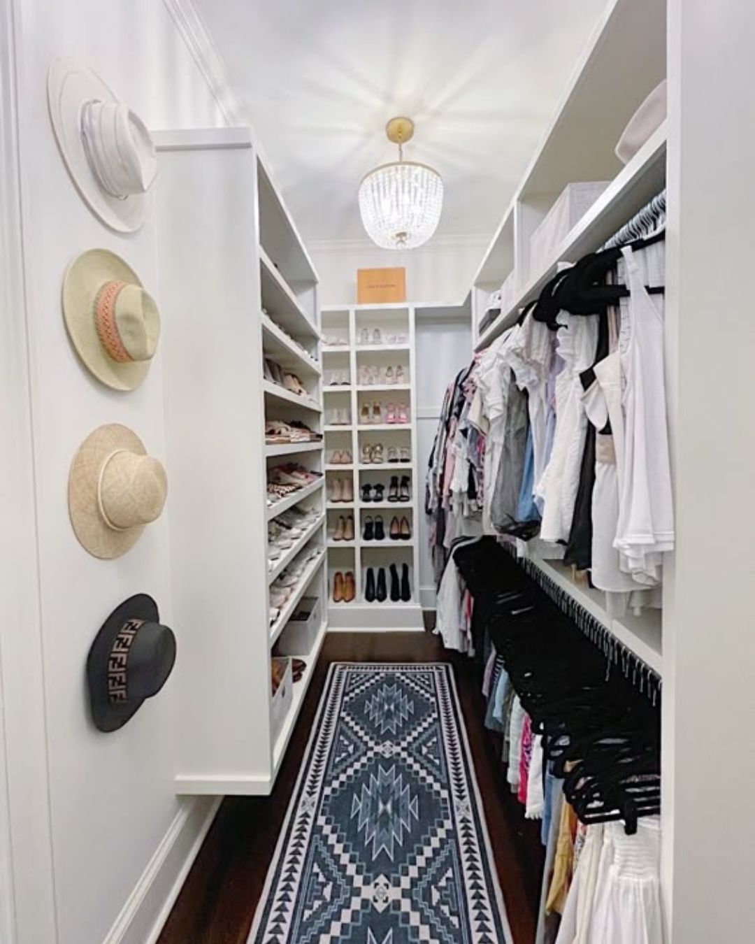 Dream Walk-In Closet Ideas That will Make You Redesign Yours Today