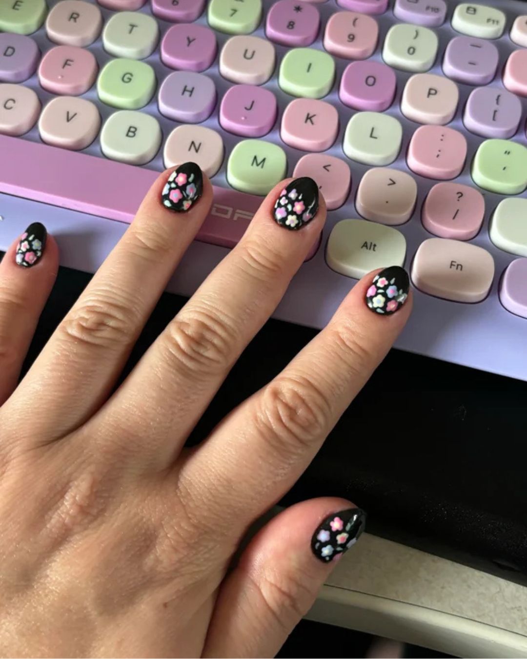 Short Alt Nails for Every Mood