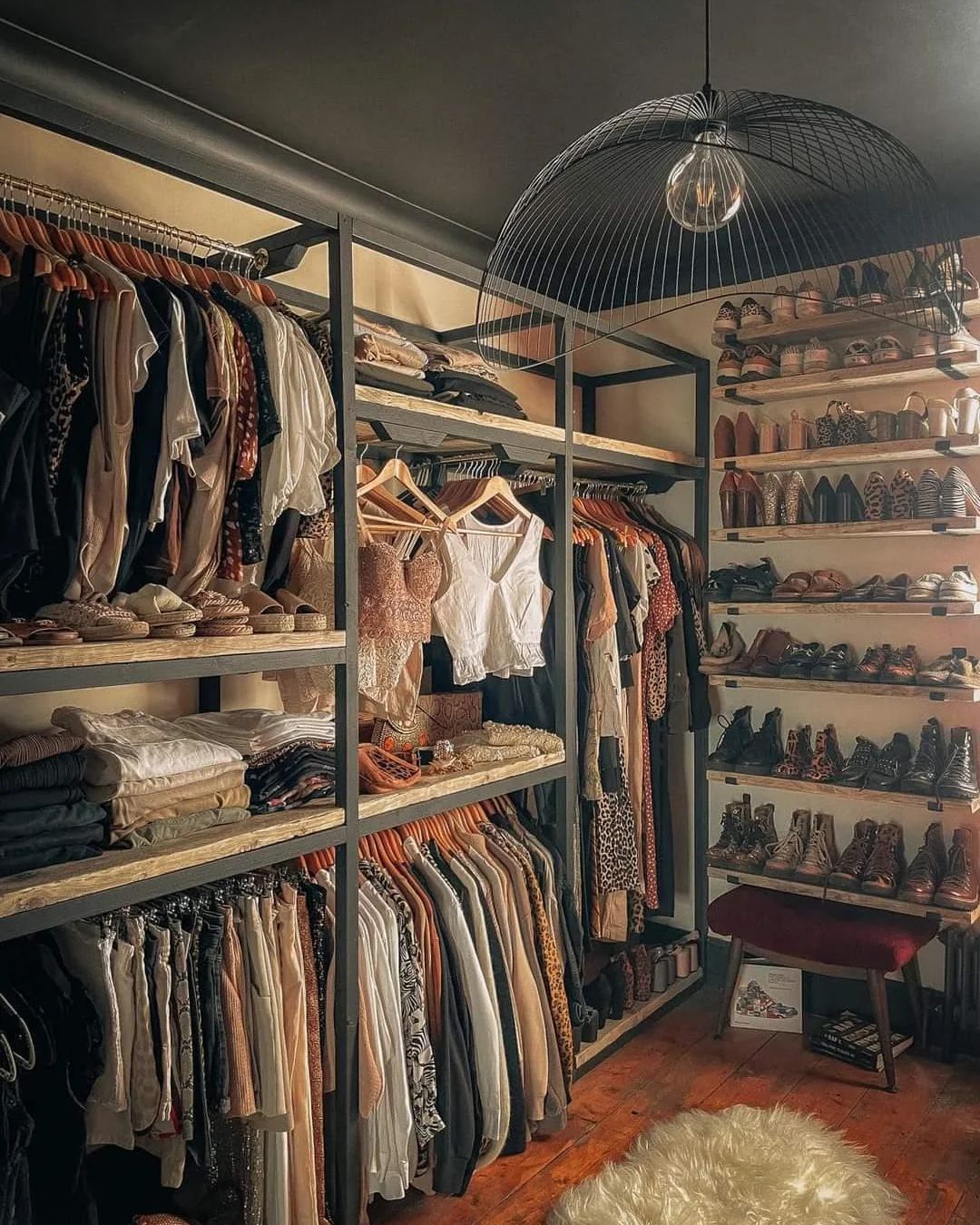 Dream Walk-In Closet Ideas That will Make You Redesign Yours Today