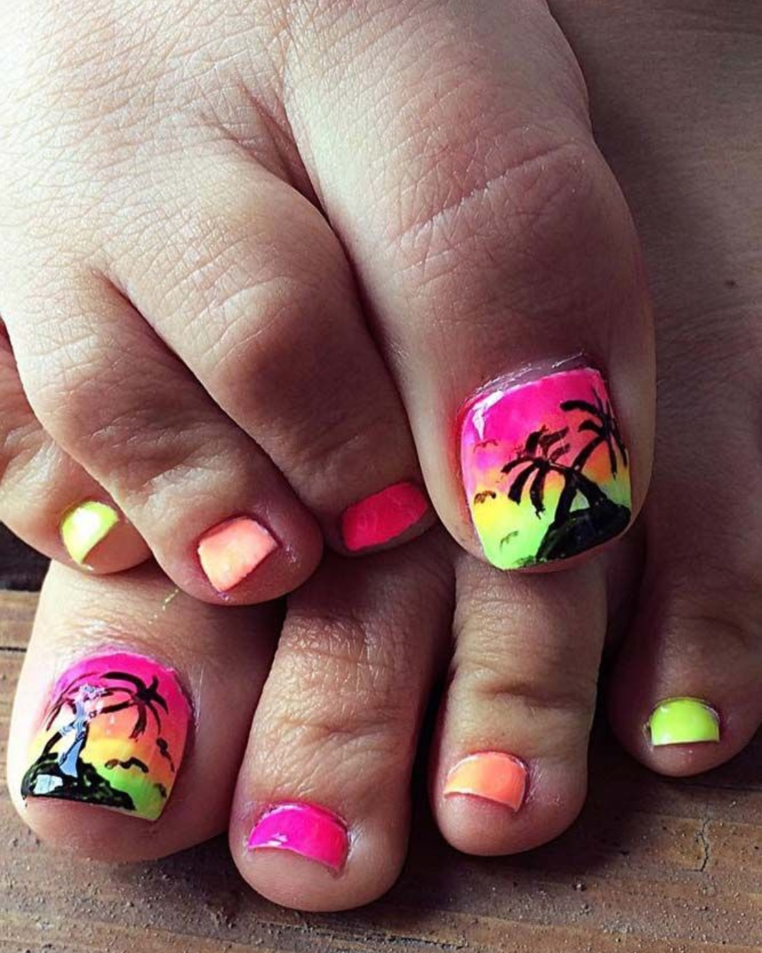 These Beachy Toe Nail Designs Are Too Cute to Miss