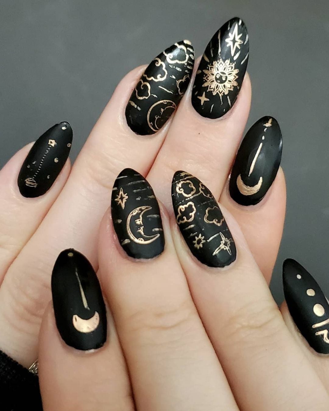 Spellbinding Short Witchy Nail Ideas You’ll Want to Try Tonight!!
