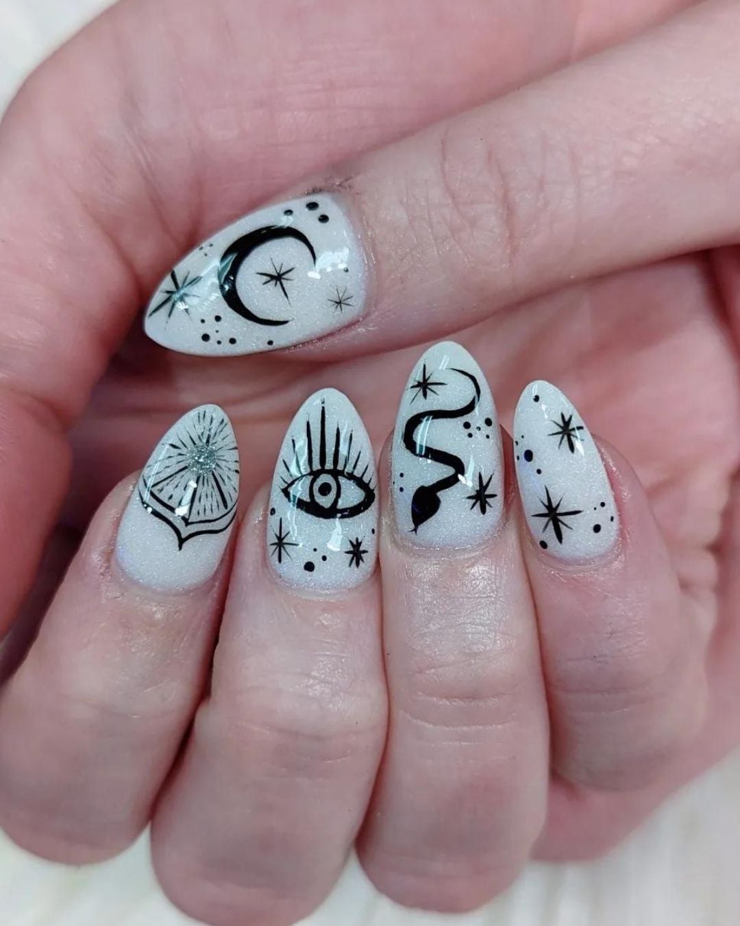 Spellbinding Short Witchy Nail Ideas You’ll Want to Try Tonight!!
