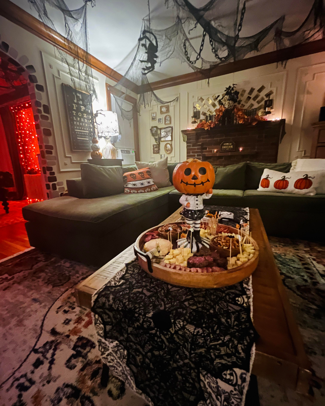 Spooky-Chic Halloween Party Decorations You Can DIY Tonight!