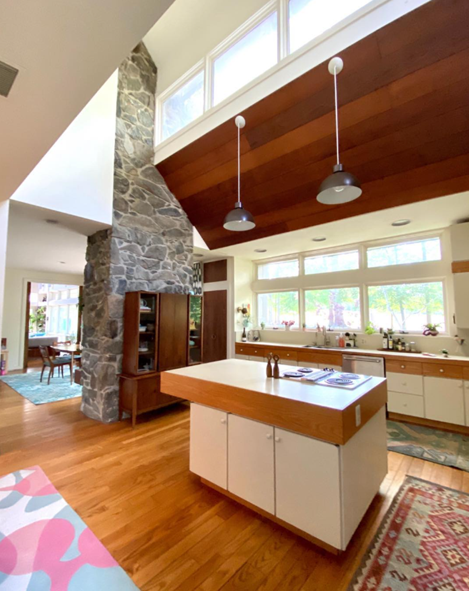 Sunlit Serenity in a Modern Kitchen