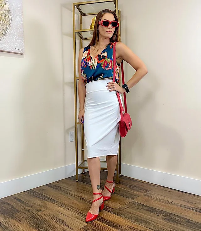 Bold and Vibrant Power Look