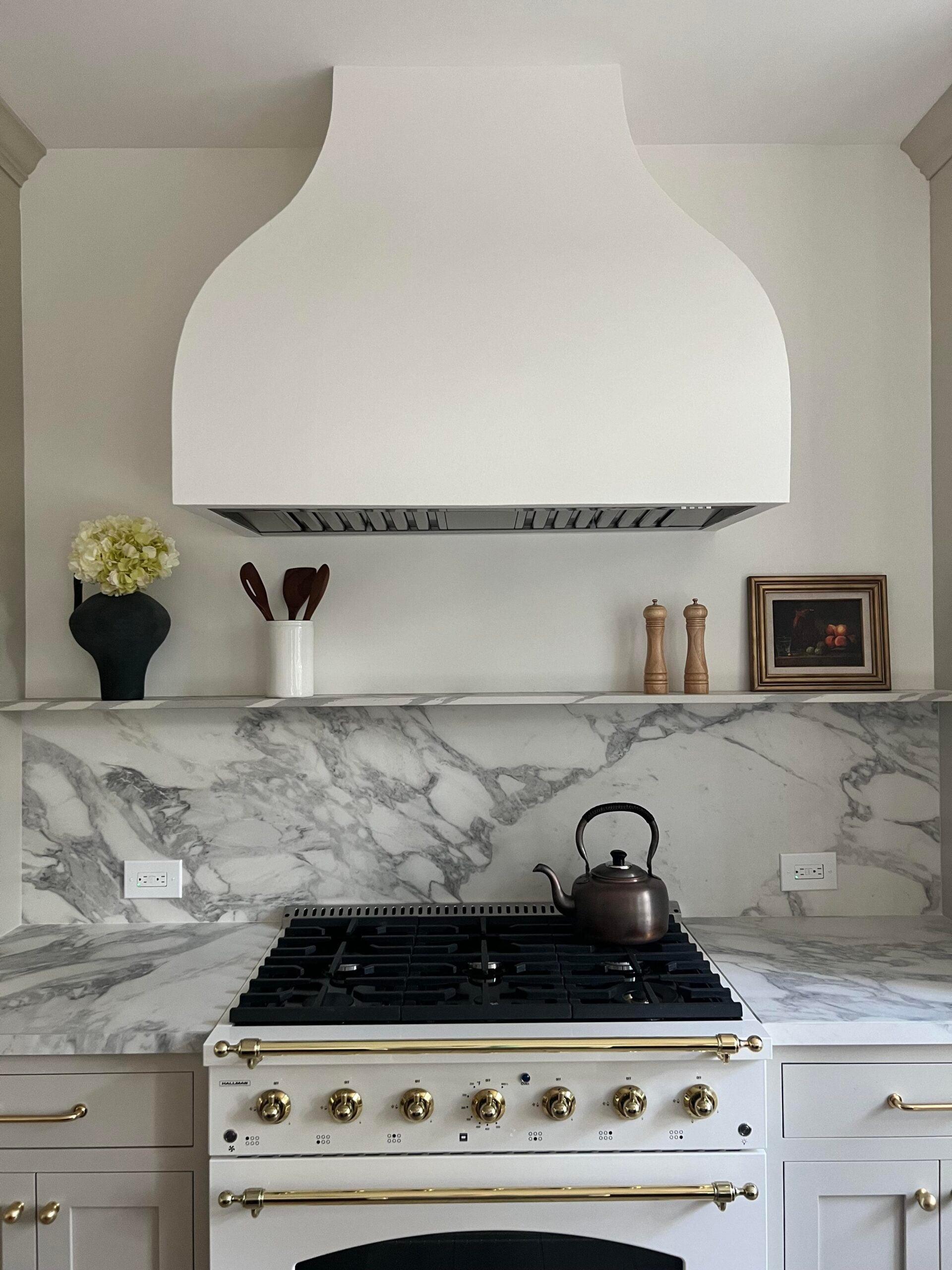 Sleek Marble Kitchen Elegance
