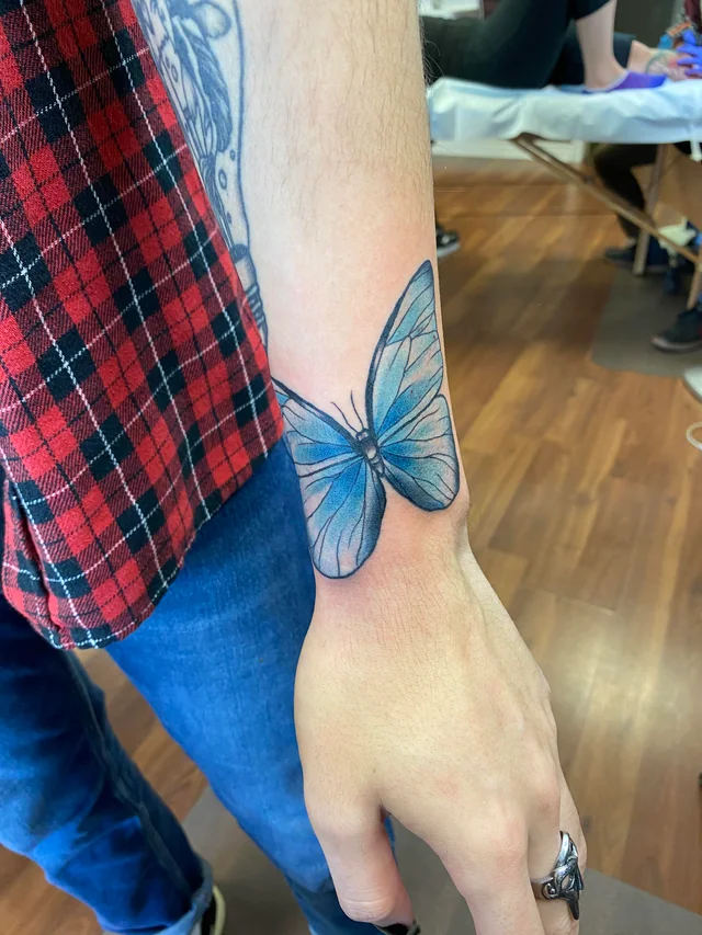 6. Blue Butterfly That Quietly Stands Out
