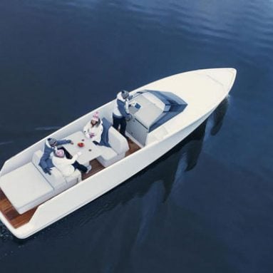 Q30 Electric Yacht