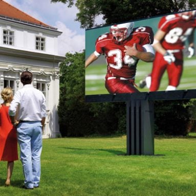 World’s Largest Outdoor LED TV