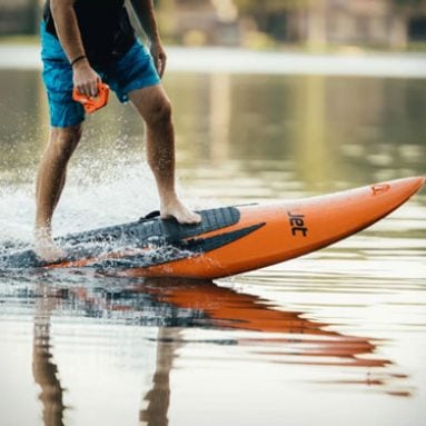 YuJet Surfer